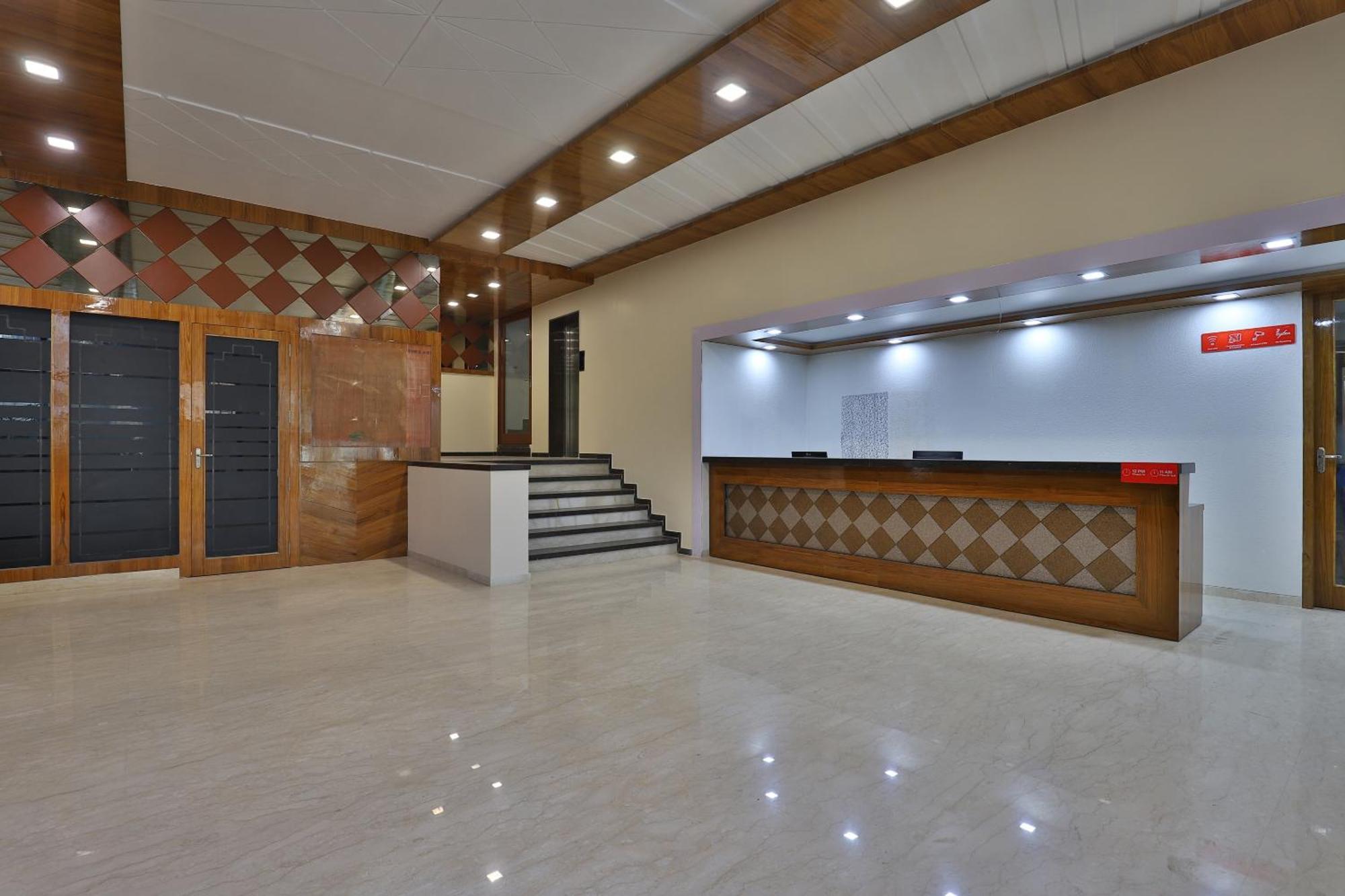 Collection O Hotel Panchsheel Vadodara Exterior photo